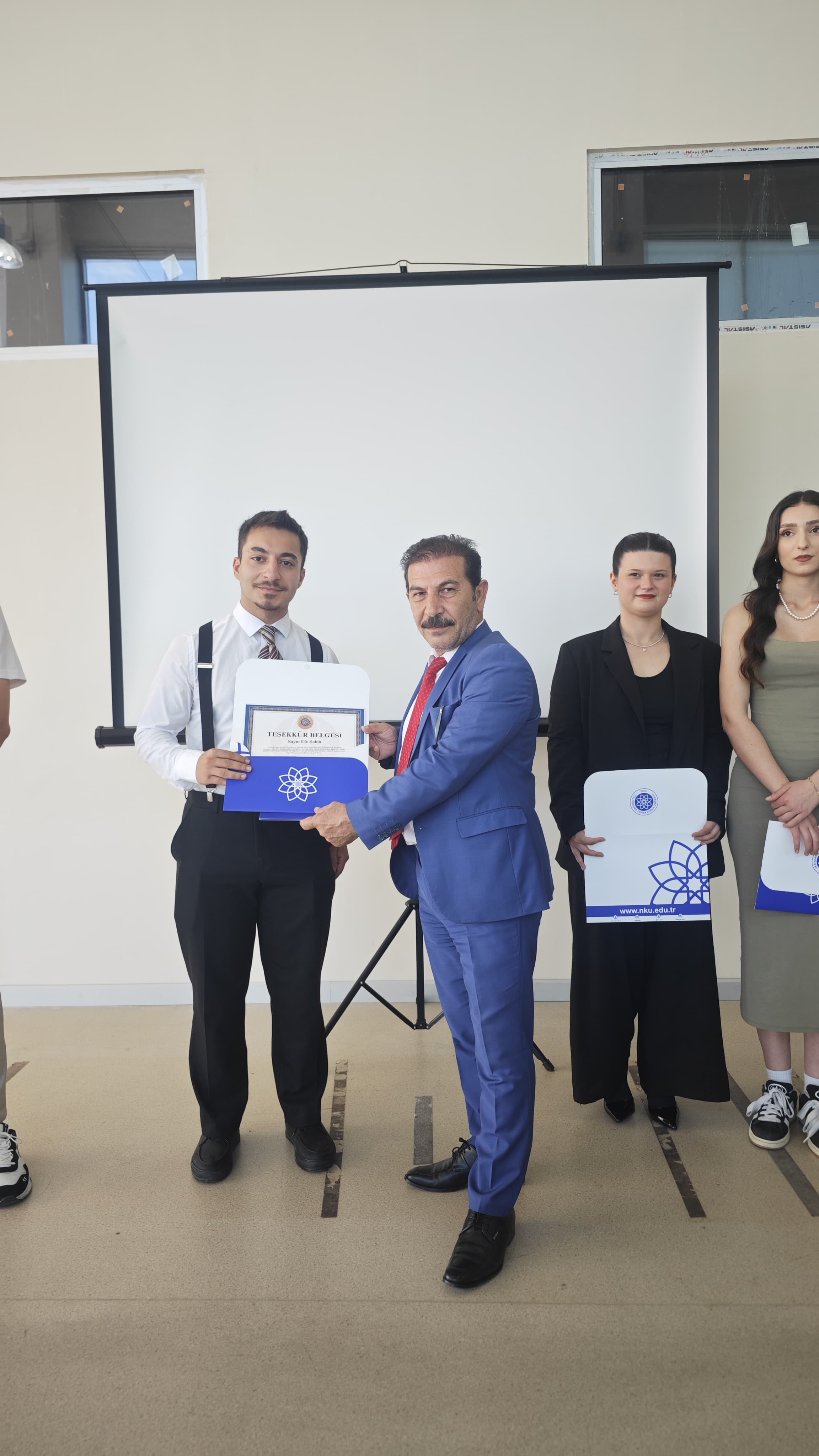 Namık Kemal Üniversitesi16