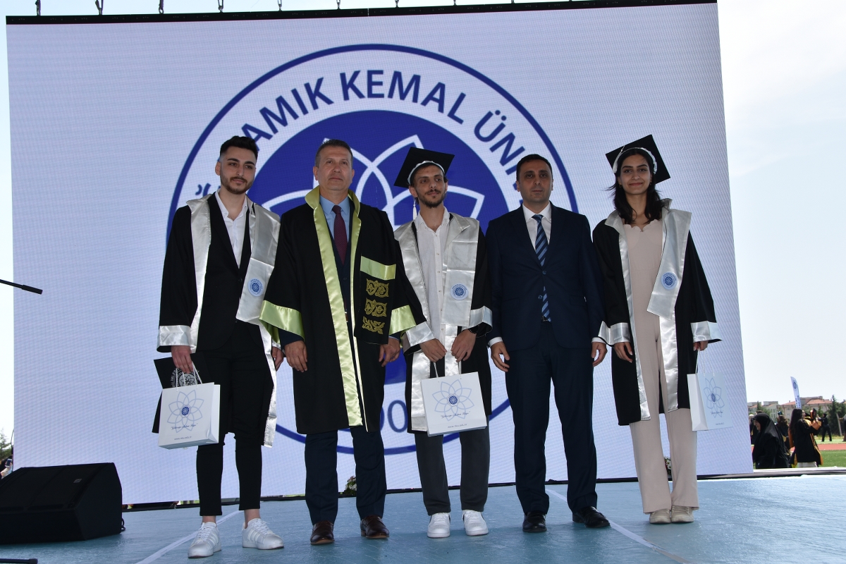 Namık Kemal Üniversitesi45