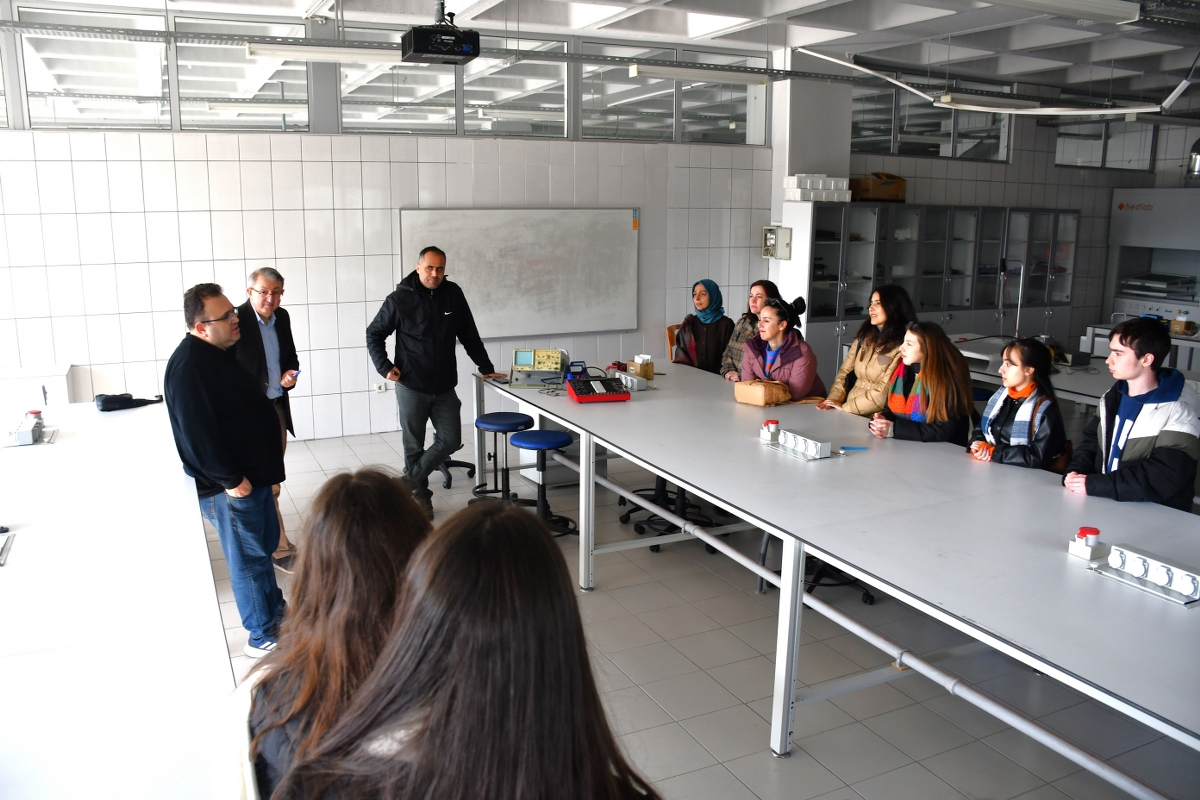 Namık Kemal Üniversitesi17
