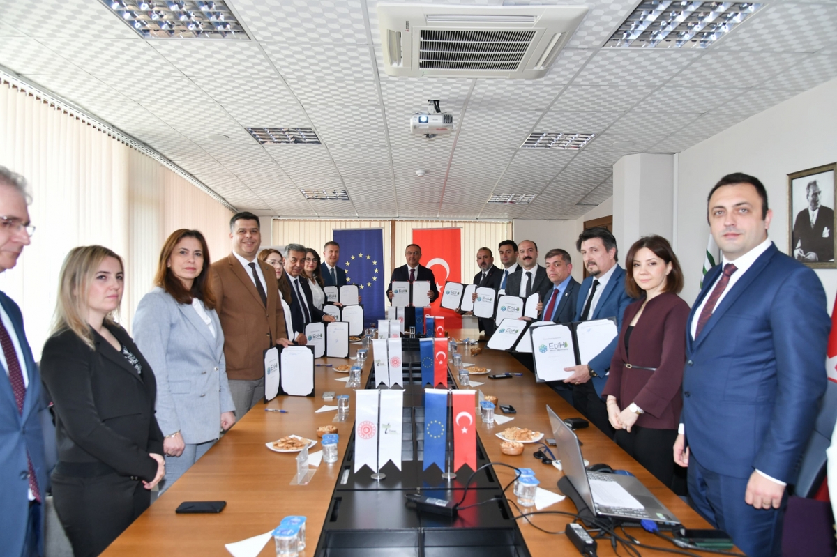 Namık Kemal Üniversitesi4