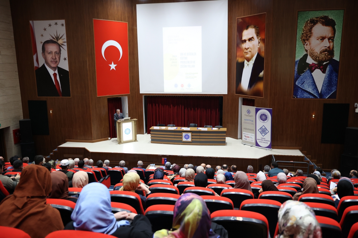 Namık Kemal Üniversitesi7