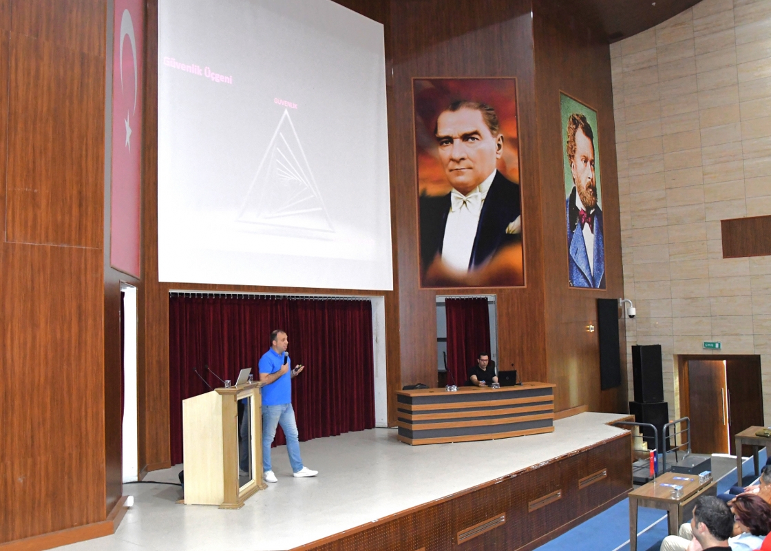 Namık Kemal Üniversitesi1