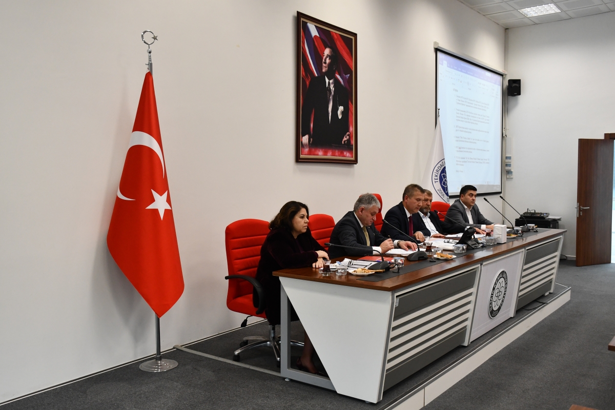 Namık Kemal Üniversitesi11