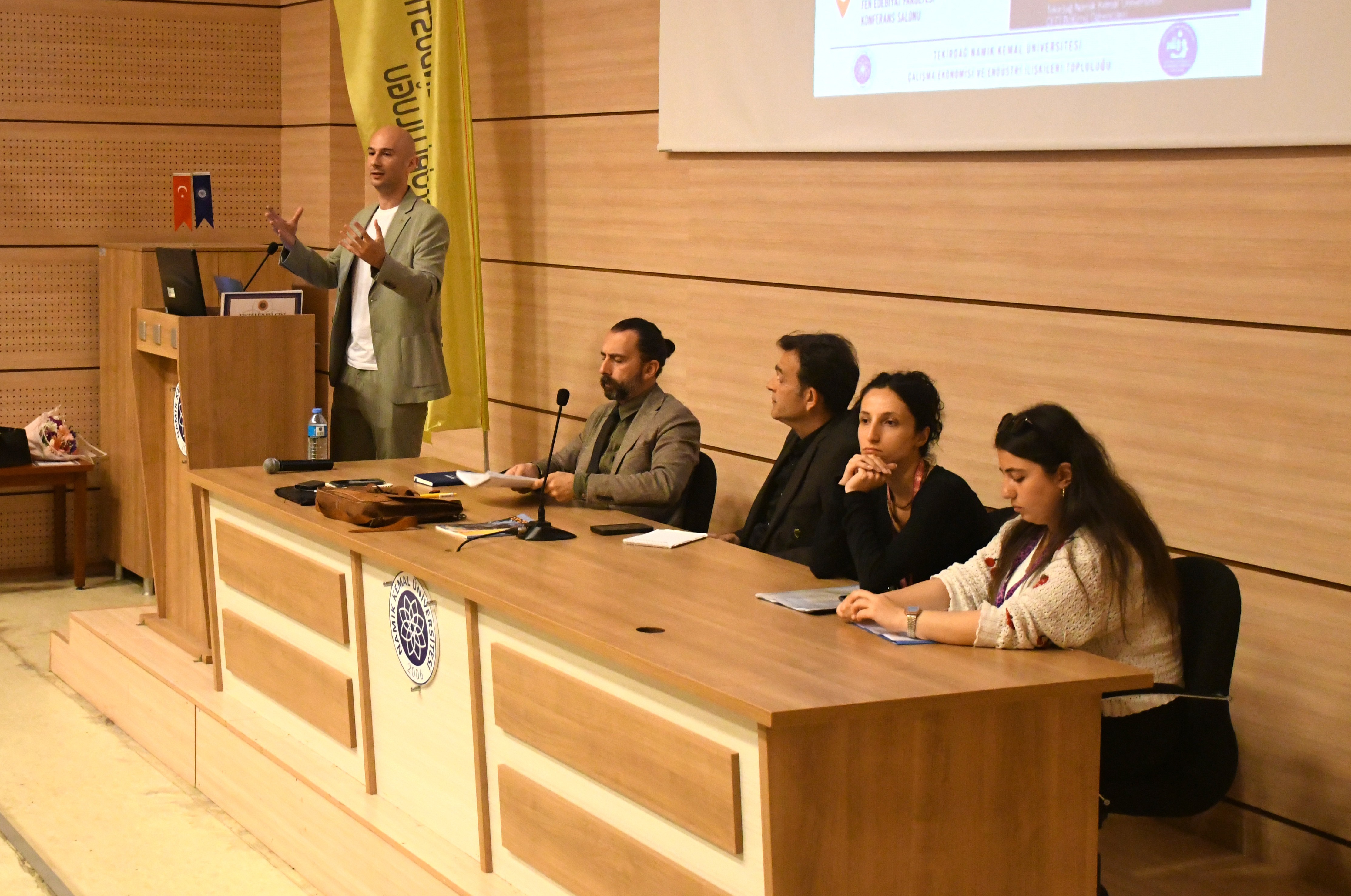 Namık Kemal Üniversitesi18